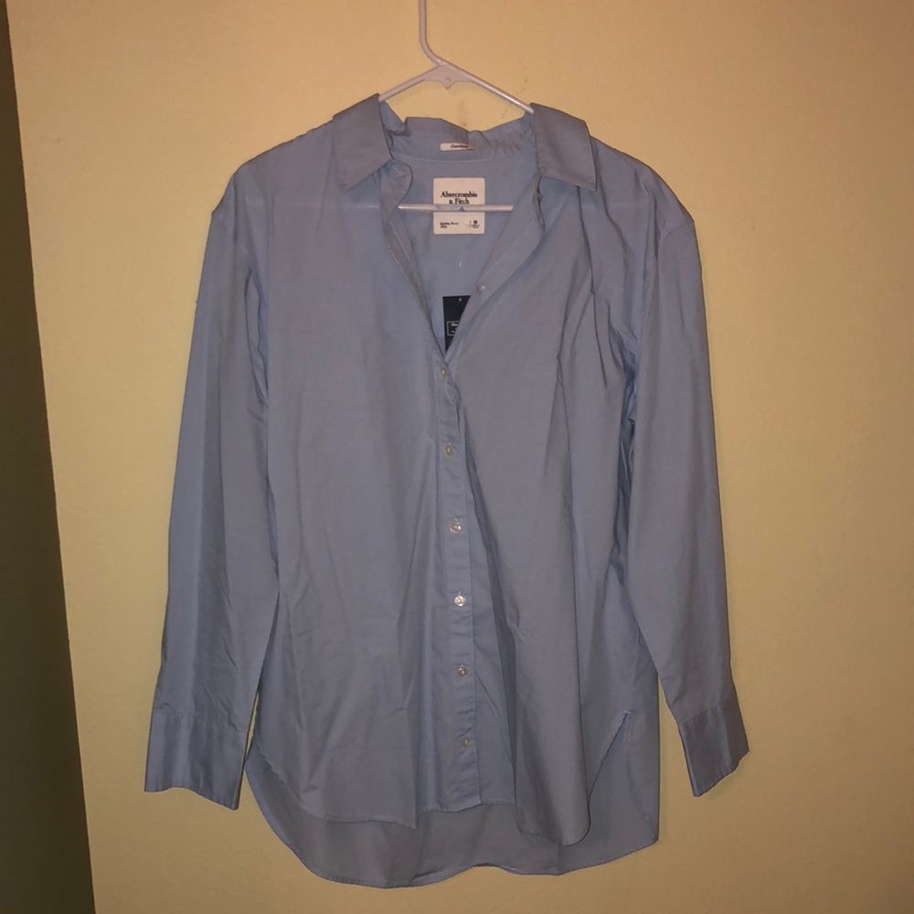 Light blue oversized button up long sleeve blouse from Abercrombie. Size medium